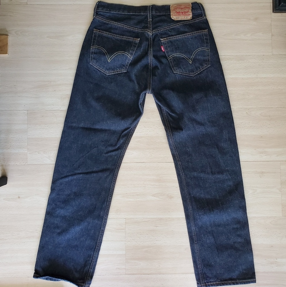 Levi's 501 Black - Waist 33/32 (true inseam 30)